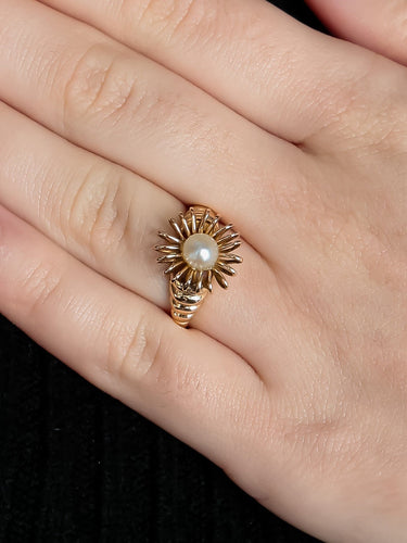 Bague Or Jaune / Perles / 51 Bague vintage godronnée en or jaune 18 carats et perle 58 Facettes BO/220027