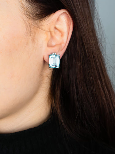 Boucles d'oreilles Or Blanc / Aigue-marine Boucles d'oreilles en or blanc 18k et diamants, aigue-marine 58 Facettes BO/220025BO