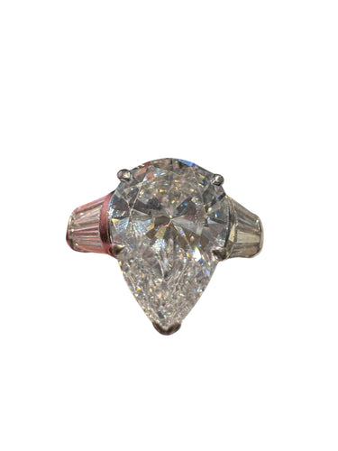 Bague 54 Bague Diamant Poire 2,88 ct et Baguettes 58 Facettes