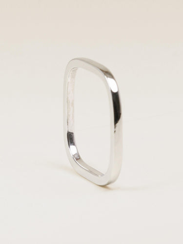 Bague 49 Dinh Van Square - Alliance carrée en or blanc 18k 58 Facettes 1206.1