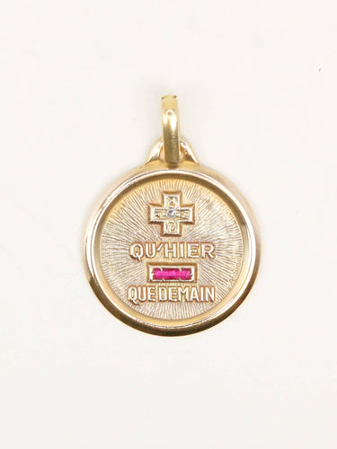 Pendentif Augis - Médaille Amour ronde en or jaune avec rubis et diamant 58 Facettes 1202.2