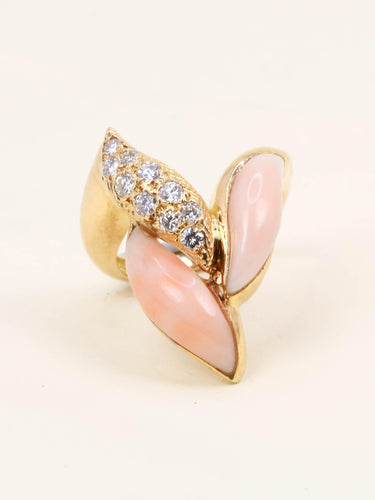 Bague 48 Bague en or jaune 18k au corail peau d’ange et diamants 58 Facettes 1211.5