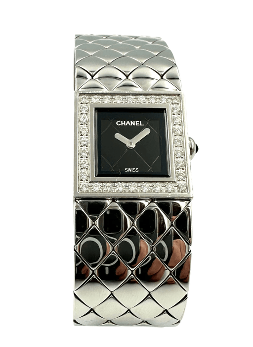 Montre CHANEL - Collection "Matelassée", montre dame en acier et diamants 58 Facettes