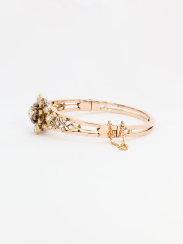 Bracelet Bracelet Napoléon III fleur mobile en or rose et diamants 58 Facettes 1085.3