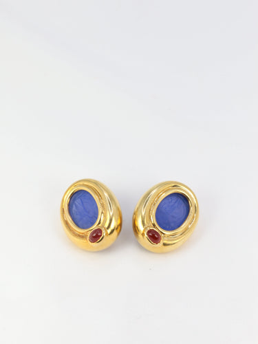 Boucles d'oreilles Clips d’oreilles vintage en or 18K, intaille en verre bleu et cornaline 58 Facettes 523