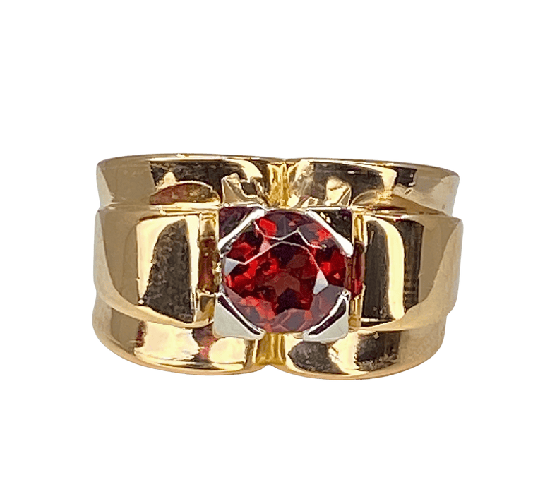 Bague 52.5 Bague Tank or jaune et platine sertie d’une pierre rouge , vers 1940 58 Facettes AB392