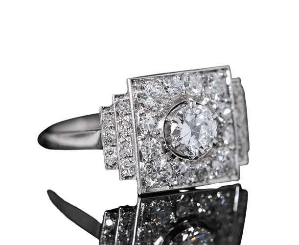 Bague Bague Art Deco 1930 en platine et brillants. 58 Facettes