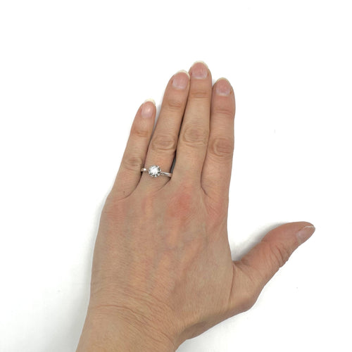 Bague 63 Solitaire - Bague en or blanc 750 et diamant 0,37 ct 58 Facettes Z15B51619