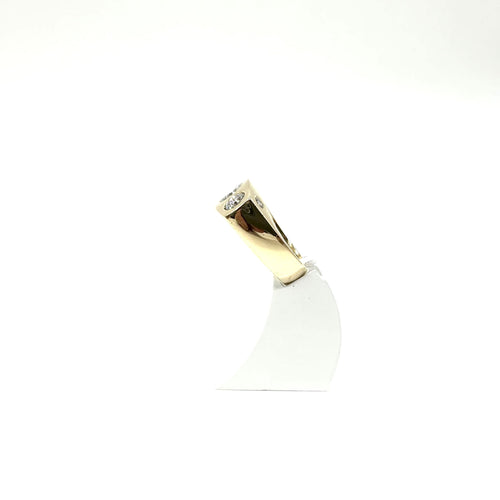 Bague 66 Chevalière en or jaune 750/1000 et diamants 58 Facettes Z15B51744