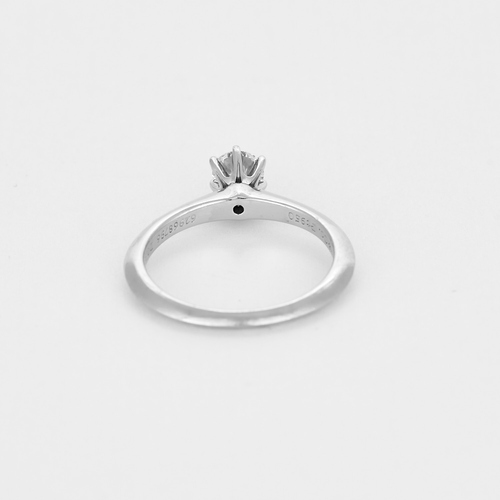 Bague 49 TIFFANY & CO - Bague Solitaire en platine et diamants 58 Facettes DV18516-1-49-2
