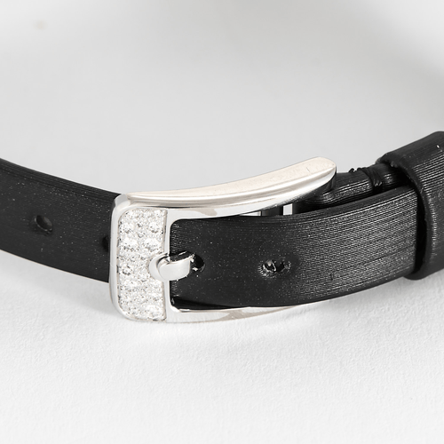 VAN CLEEF & ARPELS - Montre en or blanc et diamants à boitier rond et mouvement quartz 58 Facettes DV19552-1