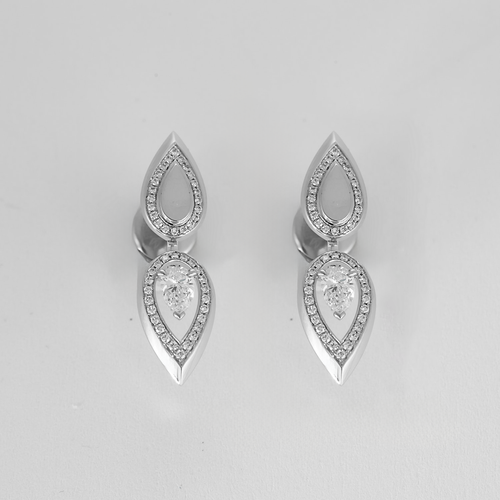 MESSIKA - FIERY - Boucles d'oreilles en or blanc et diamants