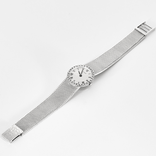 PIAGET - Montre en or blanc à boitier rond à mouvement mécanique à remontage manuel