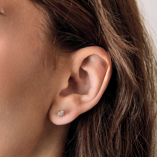 Boucles d'oreilles DINH VAN - Le Cube - Paire de Boucles d'Oreilles en or gris et diamant 58 Facettes DDV21154-3