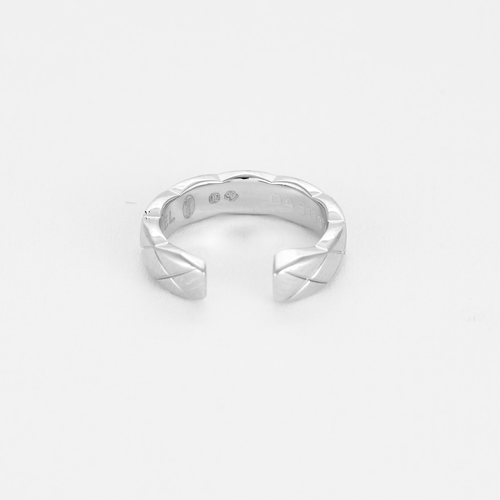 CHANEL -  Coco Crush - Monoörhänge i vitt guld och diamanter