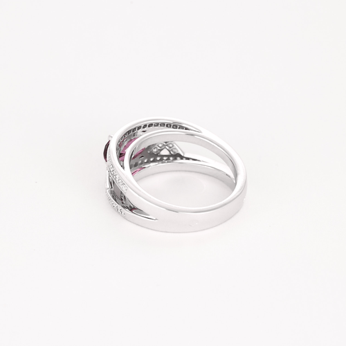 Bague 51 Bague en or gris, saphir rose et diamants 58 Facettes DV21469-1