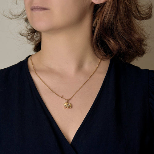 Pendentif CHOPARD - Happy Diamond - Pendentif Elephant en or jaune, saphir et diamant 58 Facettes DDV20401-3