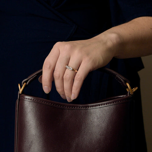 Bague 52 Bague jarretière en or jaune et diamants taillés en rose 58 Facettes DV21635-4