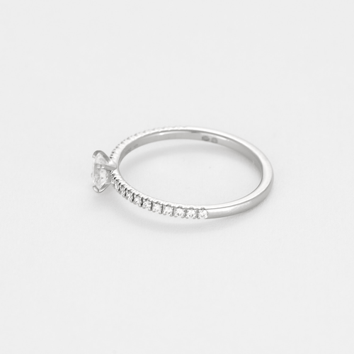 Bague 52 CARTIER - Bague Solitaire Etincelle en platine et diamant 0.30 carat 58 Facettes DV22248-1