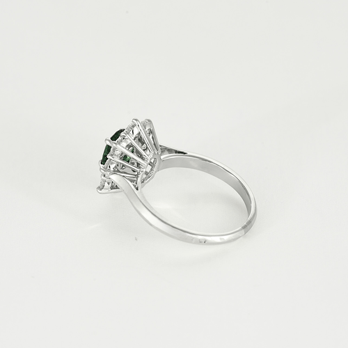 灰金戒指，祖母绿和钻石