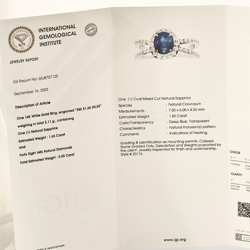 Ring i 14K vitguld, safir och diamanter