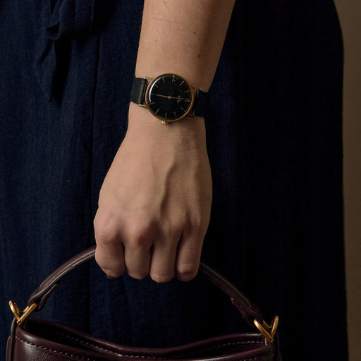 OMEGA - Vintage svart urskive - Gullklokke i gult gull