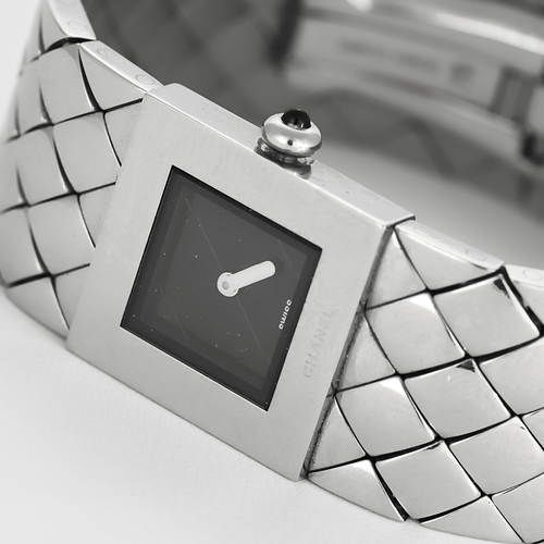CHANEL - Matelassé - Reloj de acero