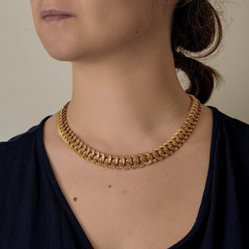 Colier din aur galben