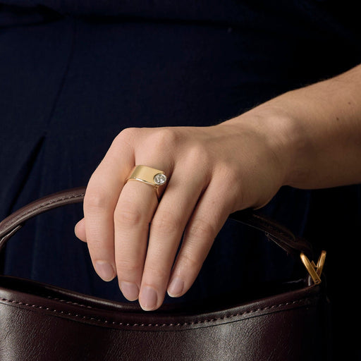 NIESSING - Sormus Solitaire keltakultaa ja timantti