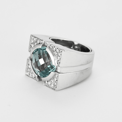 VERSACE - Vigtig ring Signetring i hvidguld, topas og diamanter