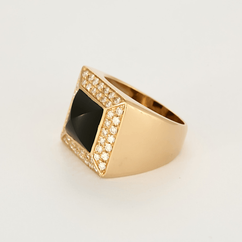 Pierścionek Pierścień sygnetowy z różowego złota, z czarnym kamieniem i diamentami