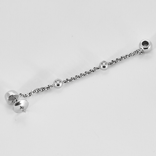 CHOPARD - White gold and diamond earrings