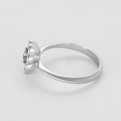 Prsten Sedmikráska z bílého zlata a diamantů