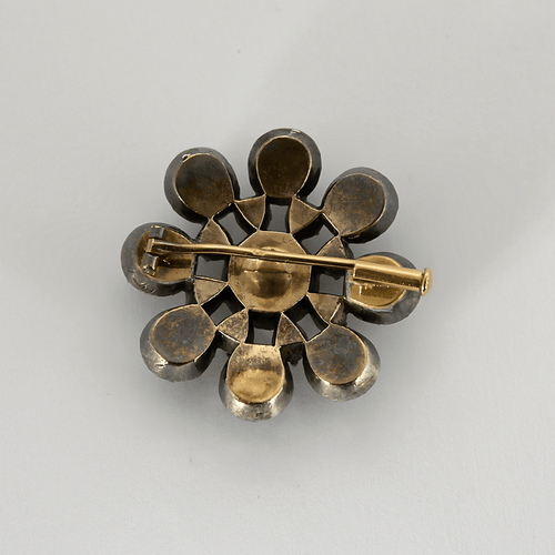 Brož z růžového zlata a Stříbro a růžově broušených diamantů