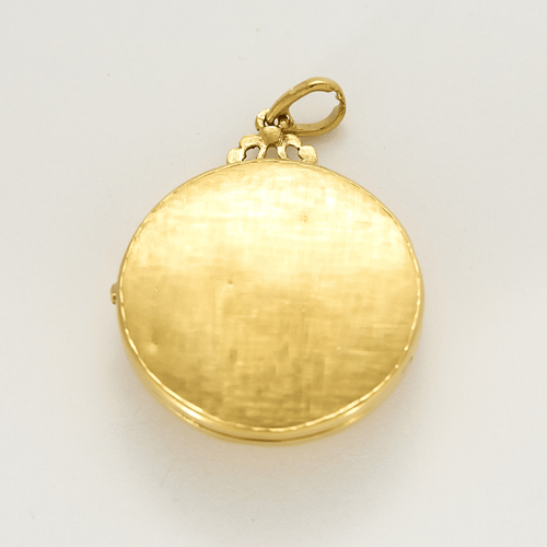 可开启的黄金纪念吊坠