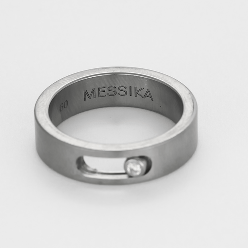 Messika, Ring aus der Move Titanium Kollektion, kleines Modell.