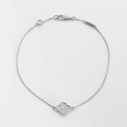 Bracelet Van Cleef & Arpels- Sweet Alhambra -Bracelet en or gris et diamants 58 Facettes DV0830-31