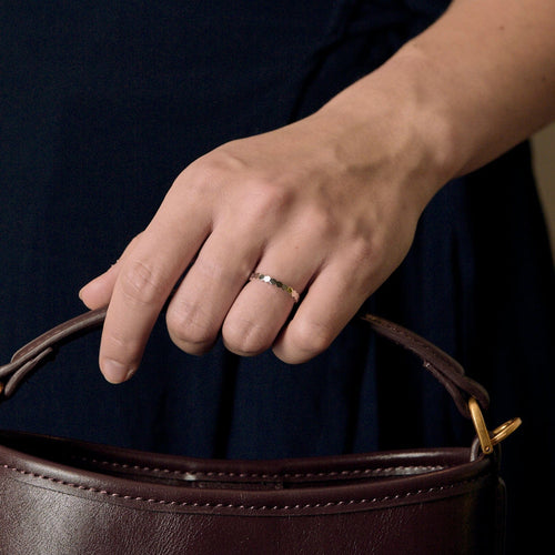 CHAUMET - Bee My Love - Wedding band in gold or grey