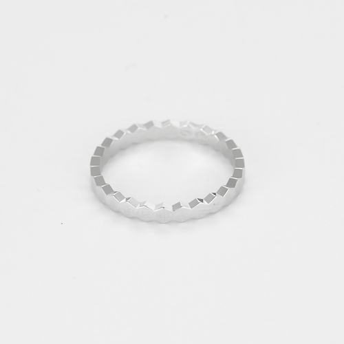 CHAUMET - Bee My Love - Wedding band in gold or grey