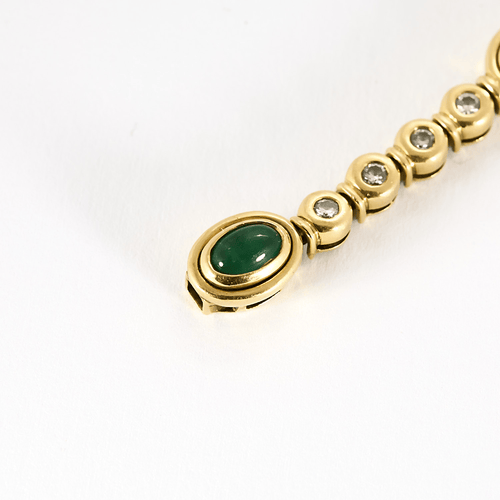 Bracelet Bracelet en or jaune, diamants et émeraudes 58 Facettes DV22637-3