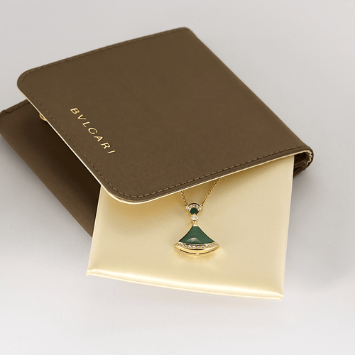 Collier Bulgari - Divas' Dream - Collier en or jaune, malachite et diamants 58 Facettes DDV24615-1