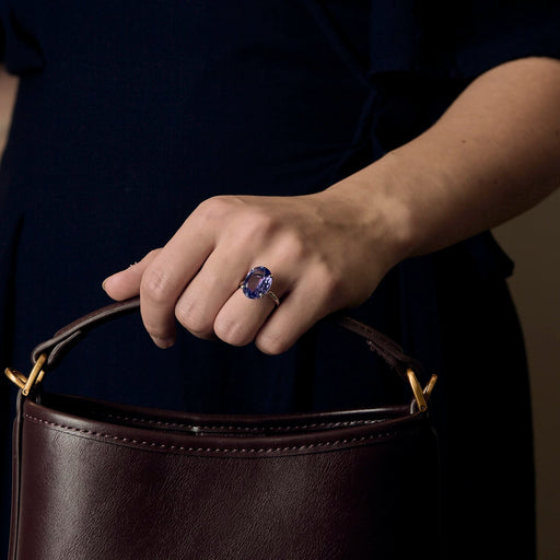 Bague 51 Bague en or gris et tanzanite 9.21 carats 58 Facettes DV26595-1