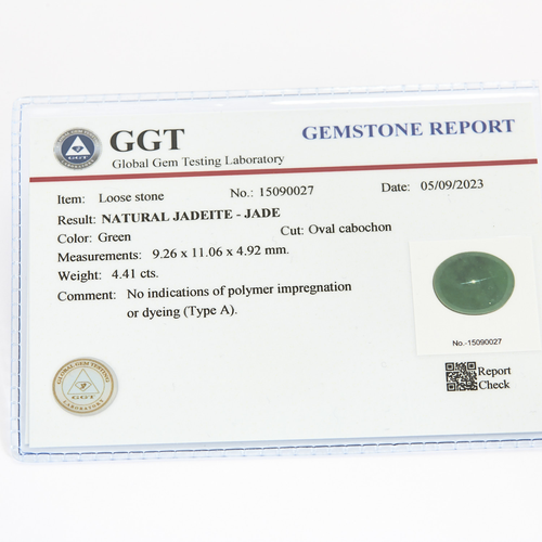 Ring aus Graugold, Jade-Jadeit und Diamanten