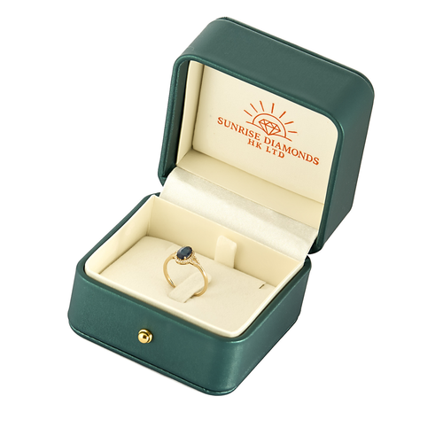 Ring Solitaire in yellow gold, sapphire and diamonds