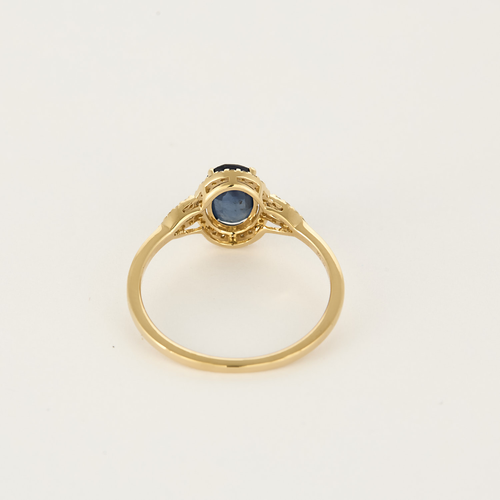 Ring Solitaire in yellow gold, sapphire and diamonds
