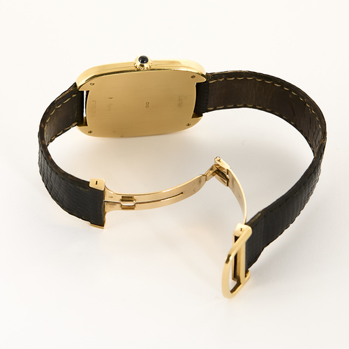 CARTIER - Gondole Jumbo - Montre en or jaune à cadran tonneau et mouvement mécanique à remontage manuel