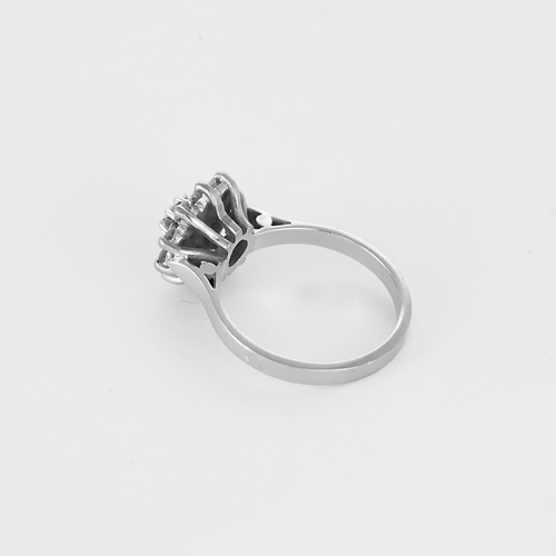 Ring Daisy in platinum and white gold with diamonds