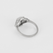 Ring aus Platin und Diamanten