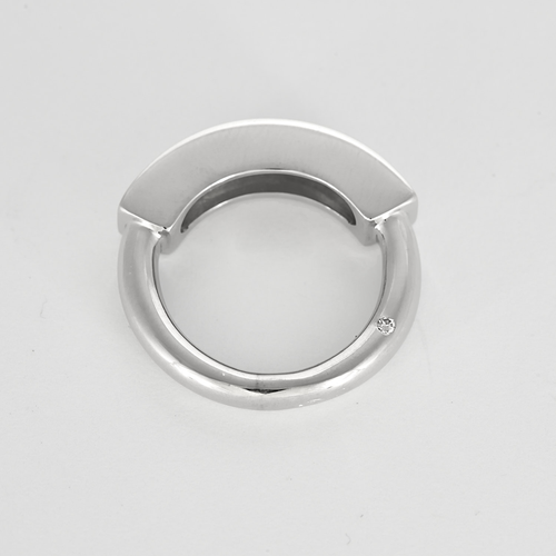 Prsten z bílého zlata s můstkem