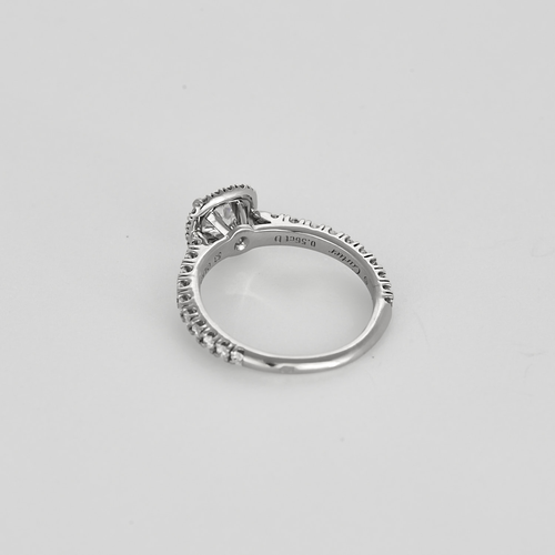 CARTIER - Destinée - Bague en platine et diamants